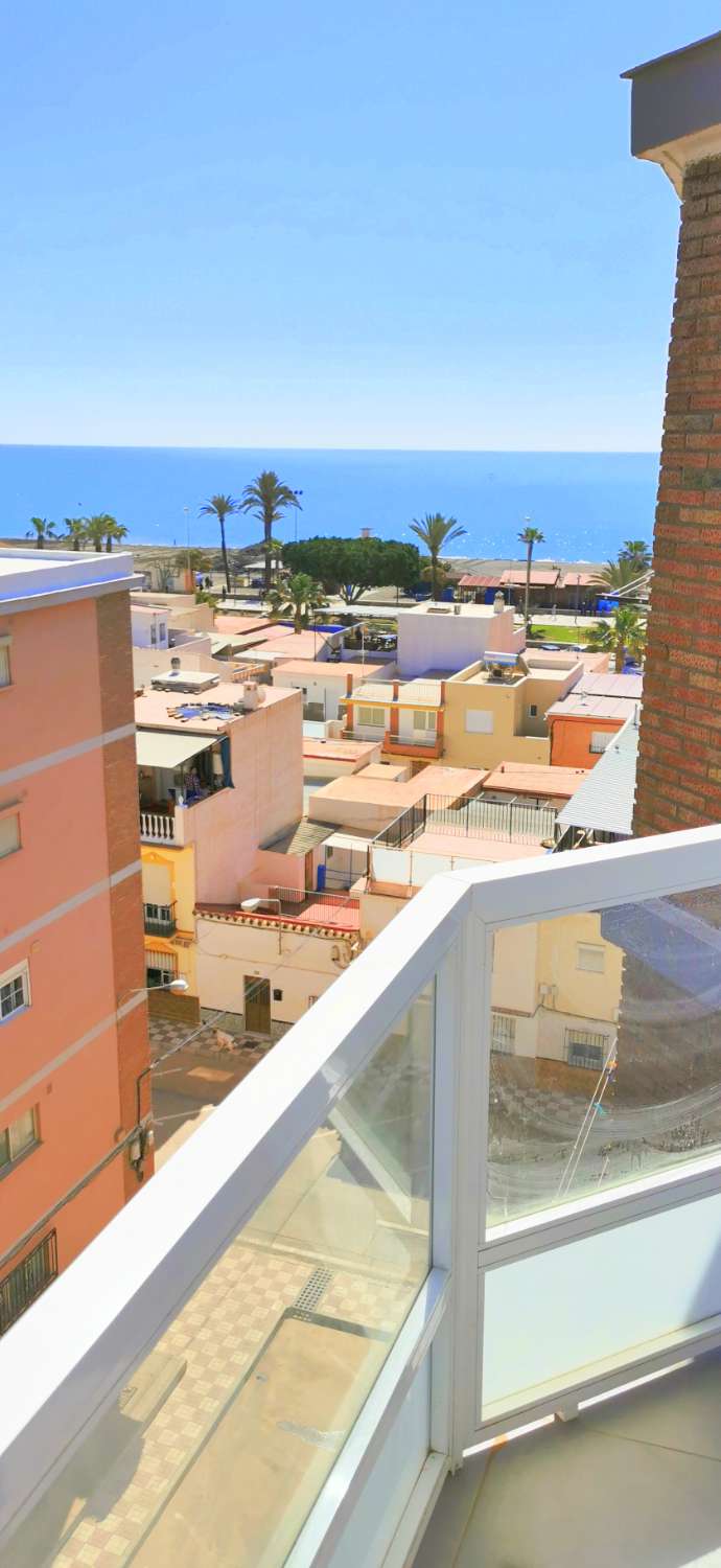 Flat for holidays in Paseo Marítimo de Levante (Torre del Mar)