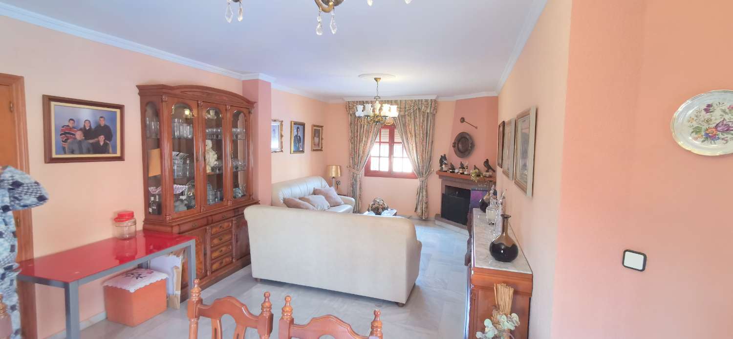 الشاليه للبيع في El Tomillar (Torre del Mar)