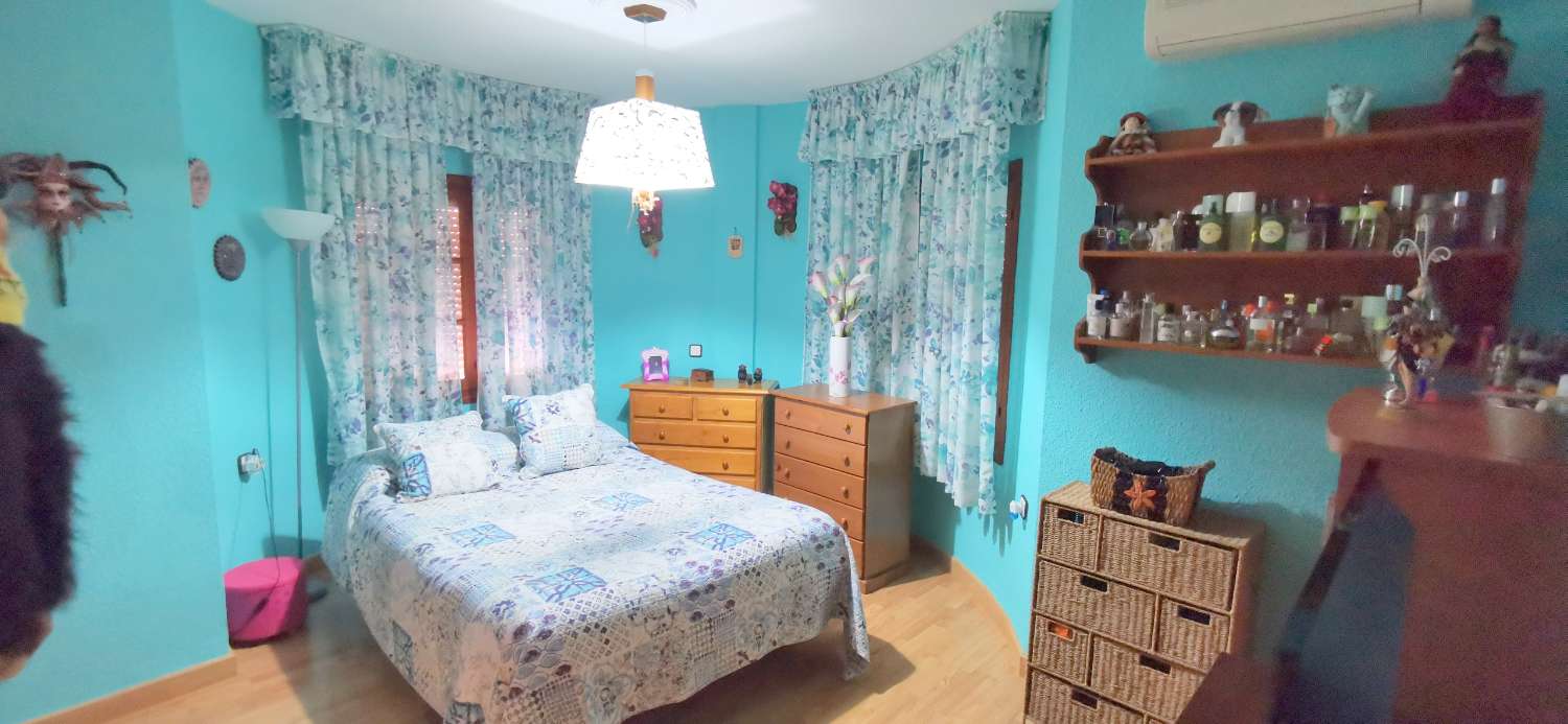 الشاليه للبيع في El Tomillar (Torre del Mar)