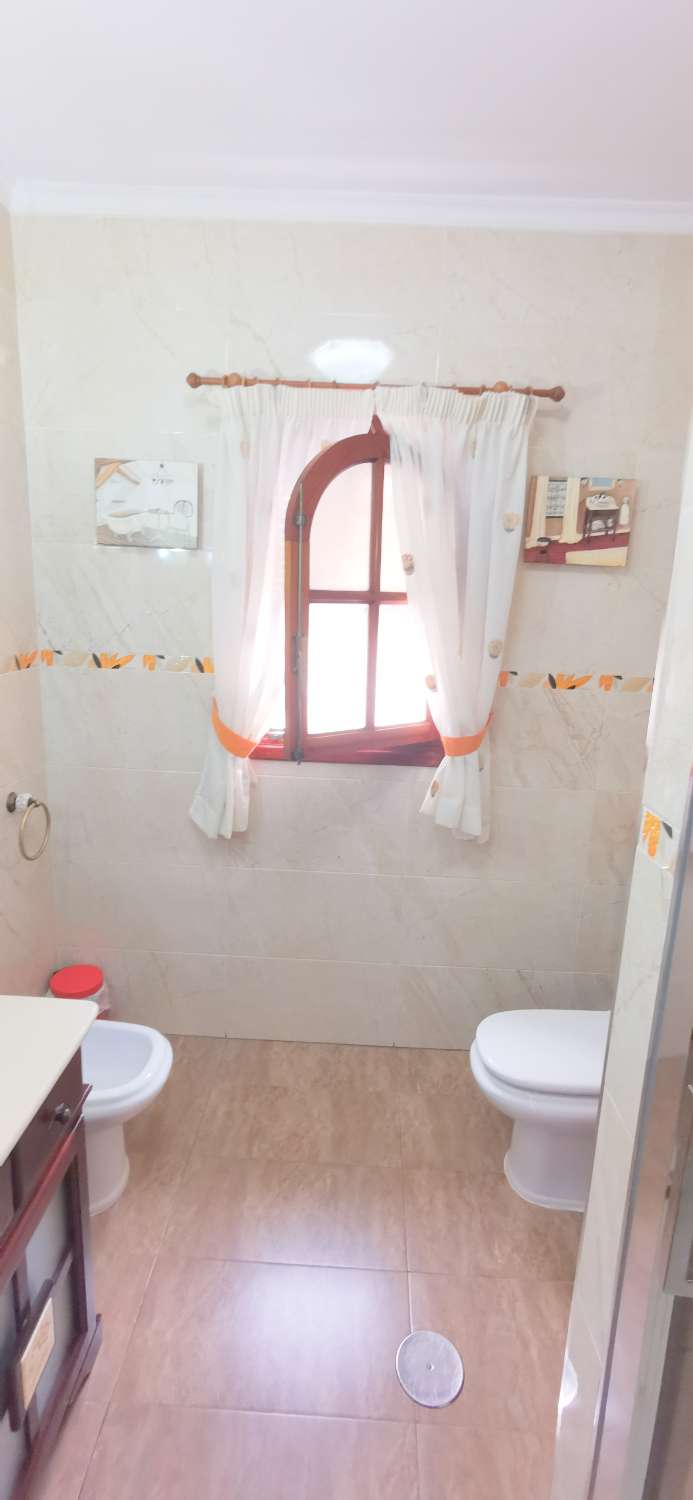 الشاليه للبيع في El Tomillar (Torre del Mar)