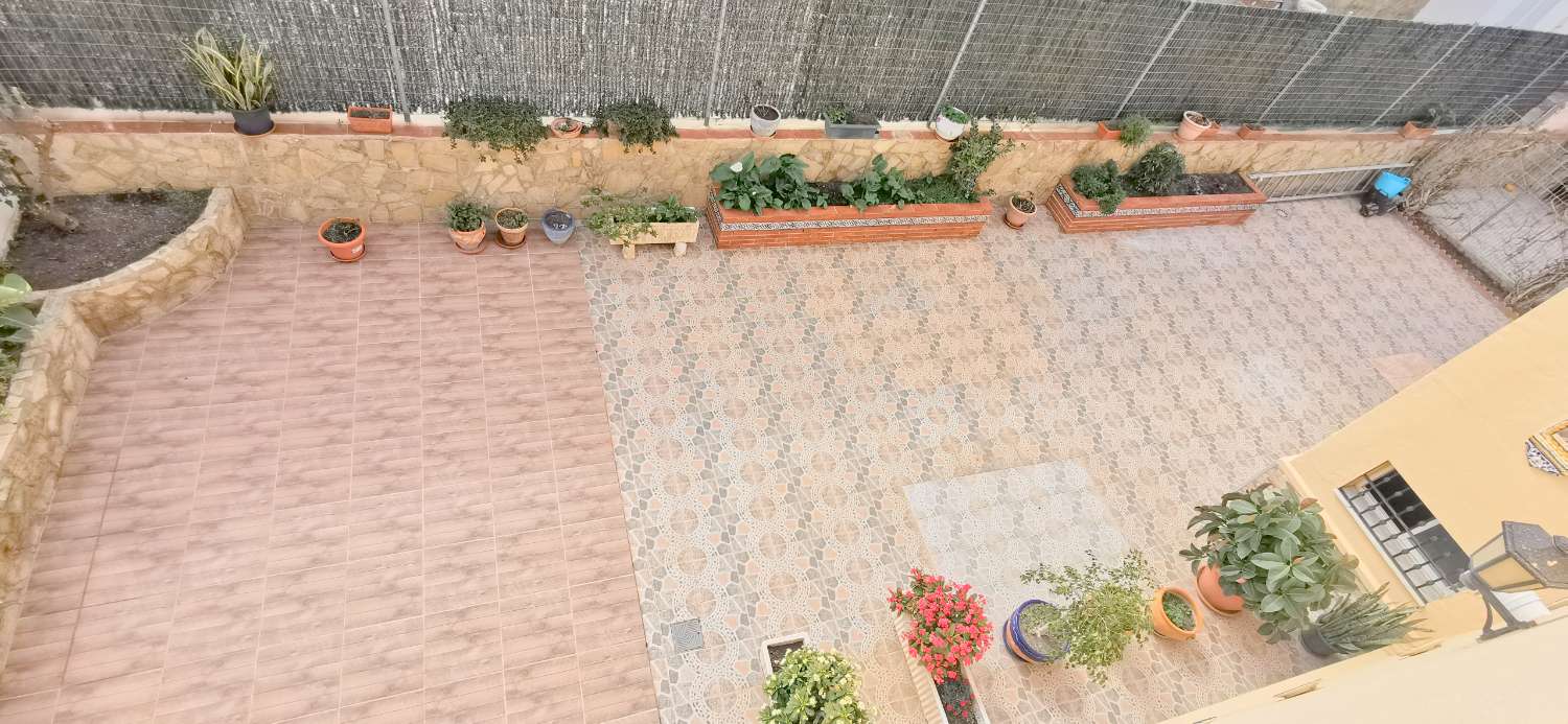 الشاليه للبيع في El Tomillar (Torre del Mar)