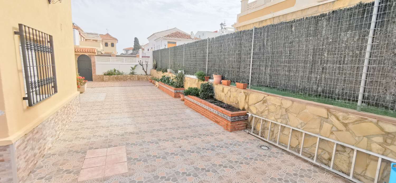 الشاليه للبيع في El Tomillar (Torre del Mar)