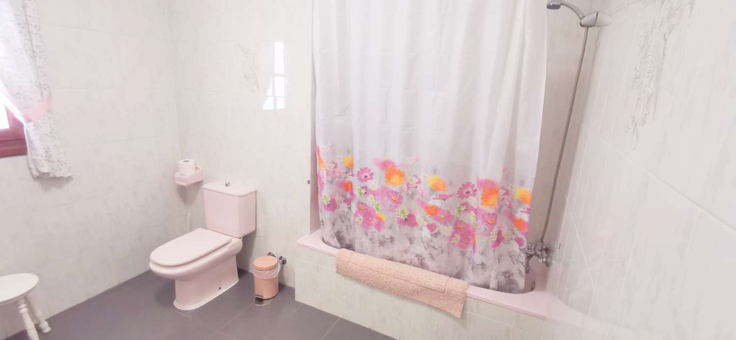 الشاليه للبيع في El Tomillar (Torre del Mar)