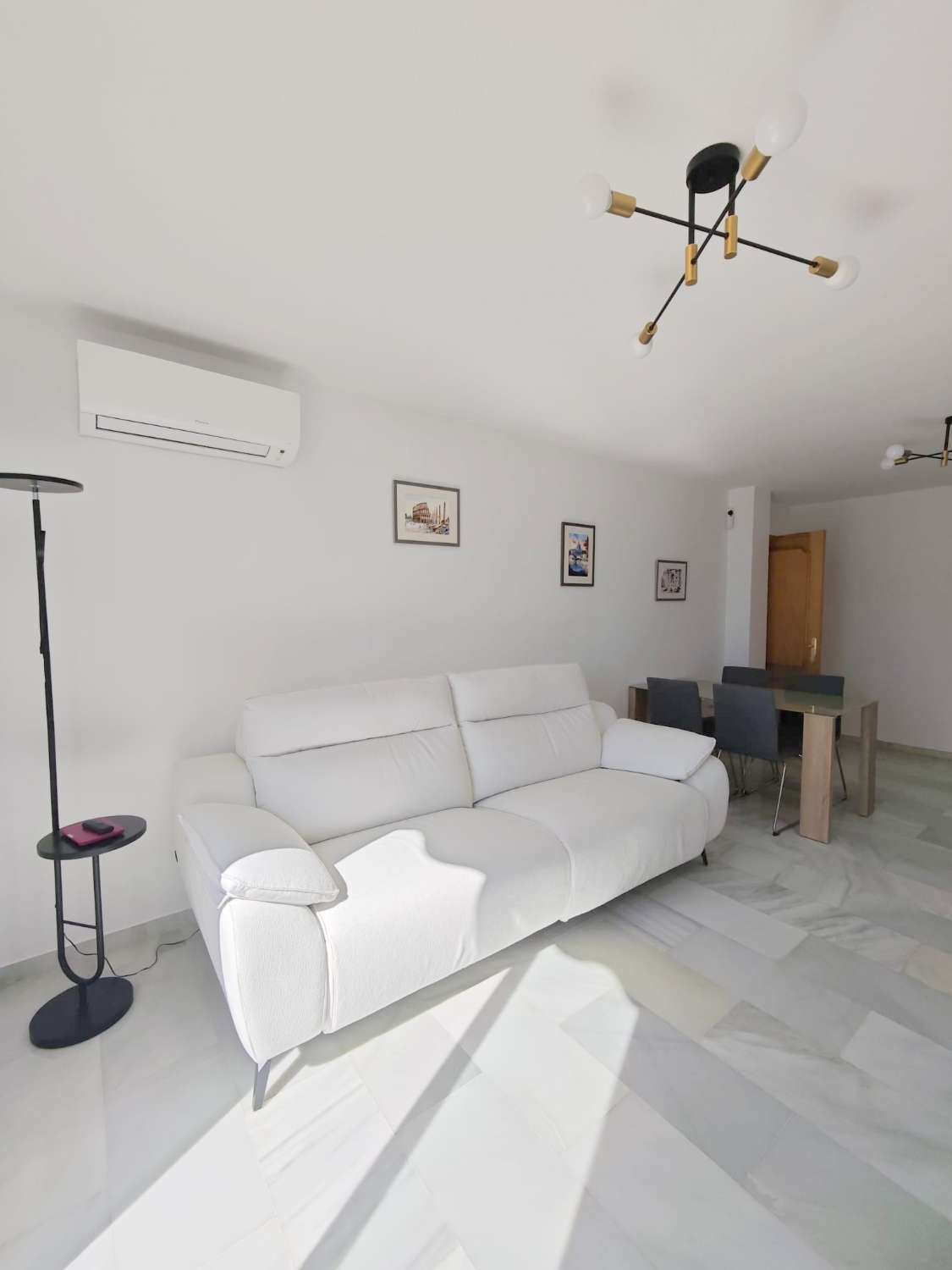 Ático en venta en Paseo Marítimo de Levante (Torre del Mar)