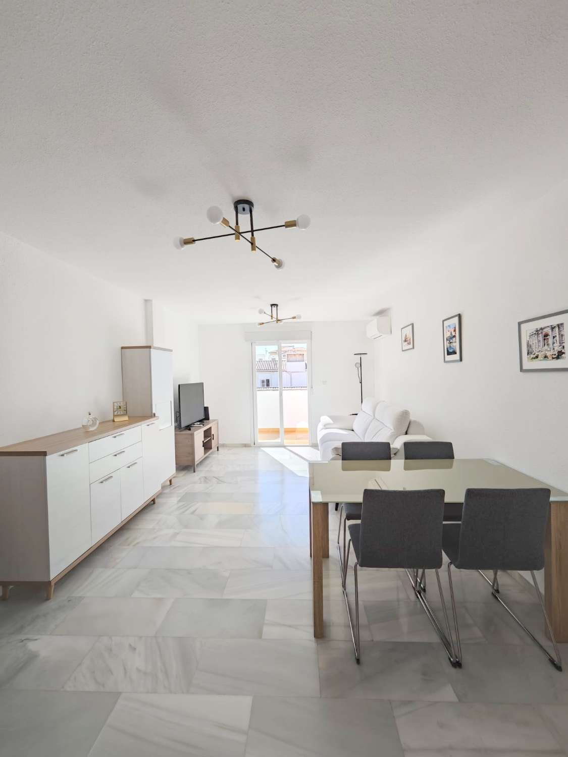 Ático en venta en Paseo Marítimo de Levante (Torre del Mar)