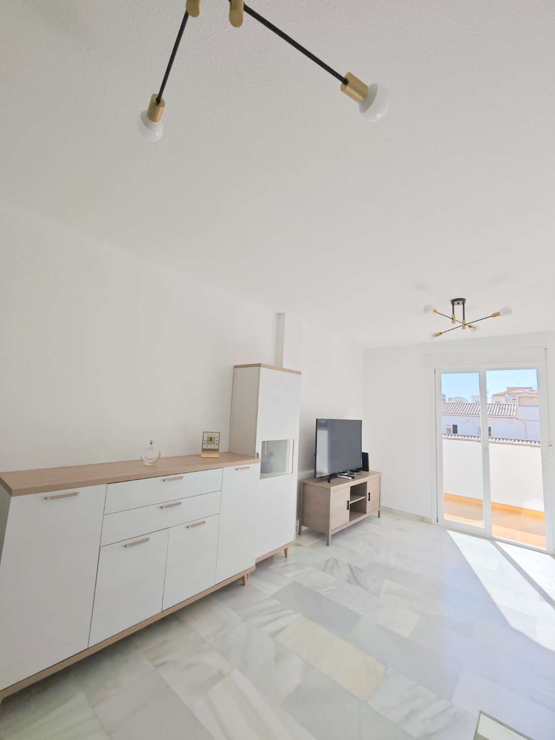 Ático en venta en Paseo Marítimo de Levante (Torre del Mar)
