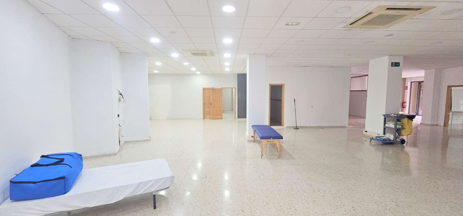 Local en venta en Centro Ciudad - El Carmen (Vélez-Málaga)
