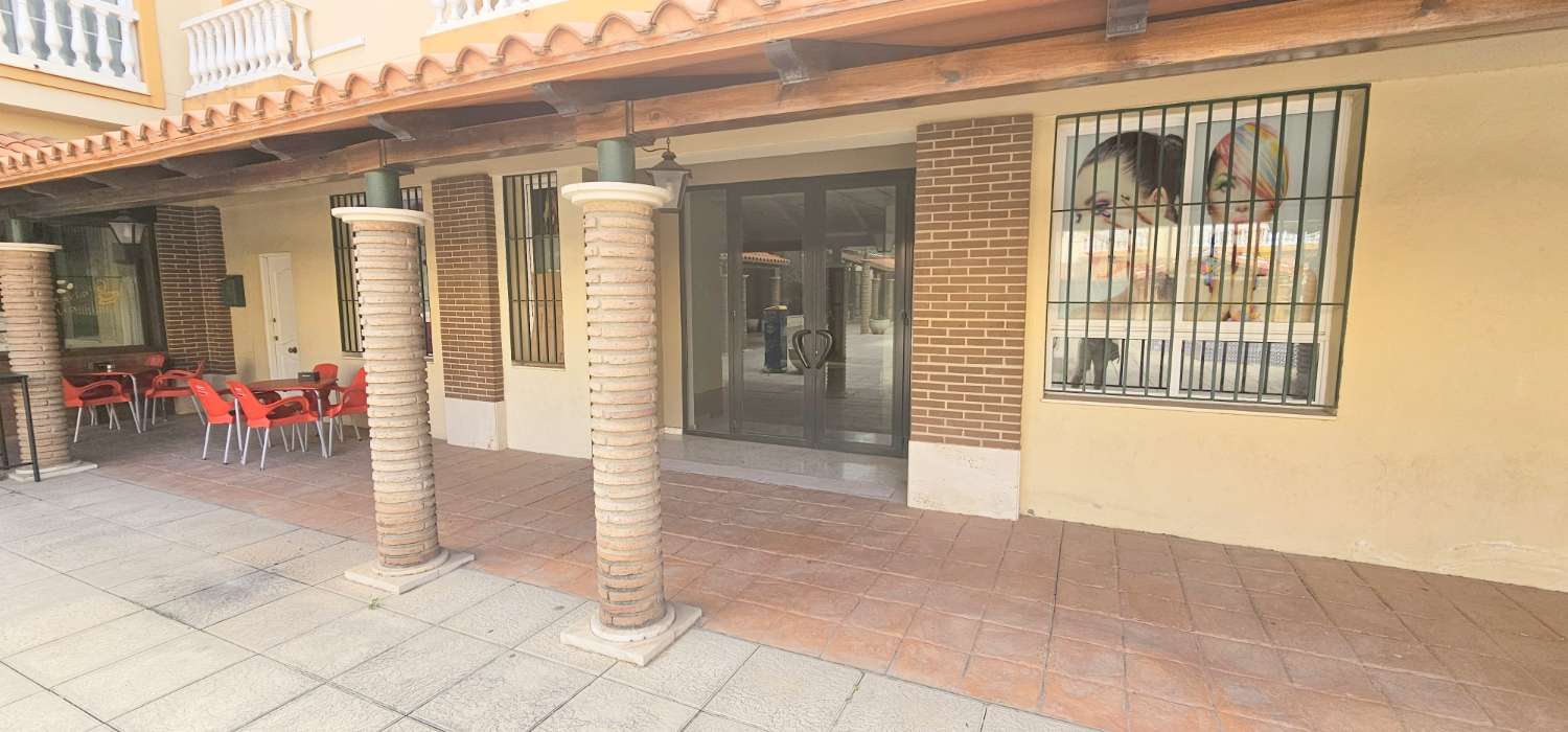 Local en venta en Centro Ciudad - El Carmen (Vélez-Málaga)