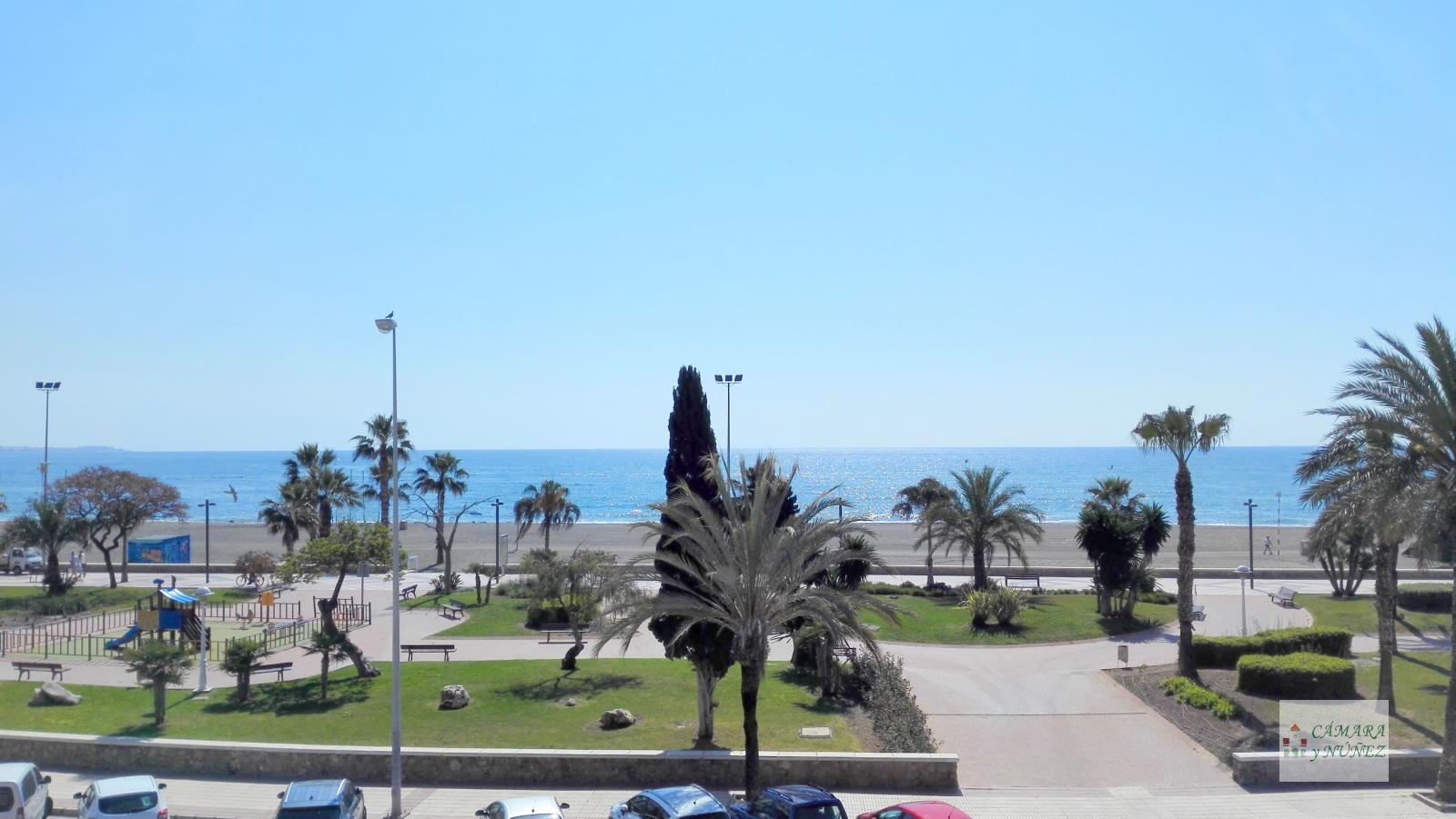 مسطحة للإيجار في Paseo Marítimo de Levante (Torre del Mar)