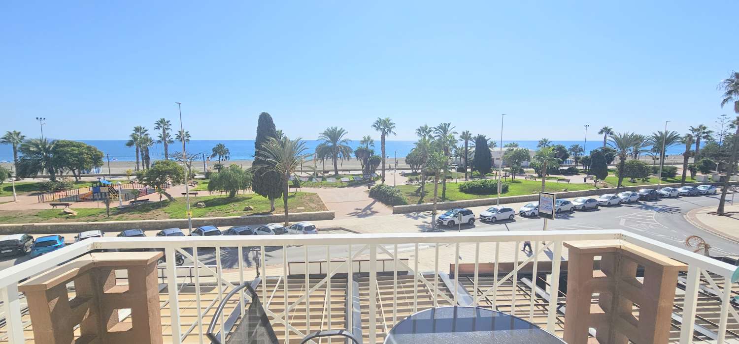 Pis en lloguer in Paseo Marítimo de Levante (Torre del Mar)