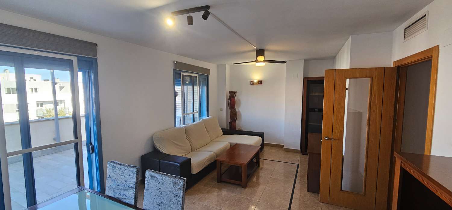 Penthouse udlejes i Viña Málaga (Torre del Mar)