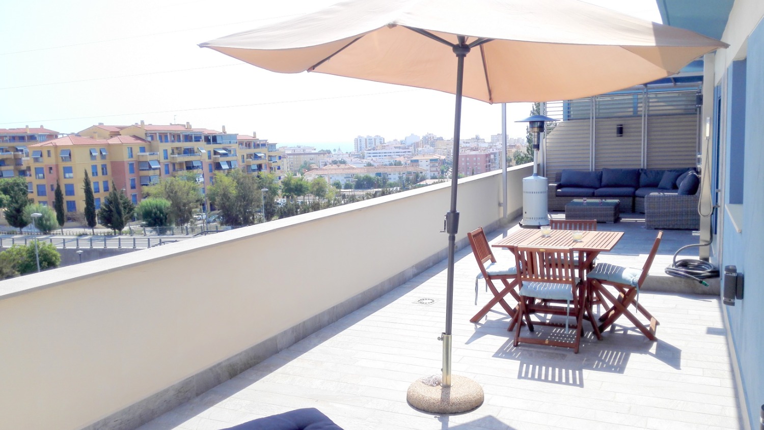 Penthouse udlejes i Viña Málaga (Torre del Mar)