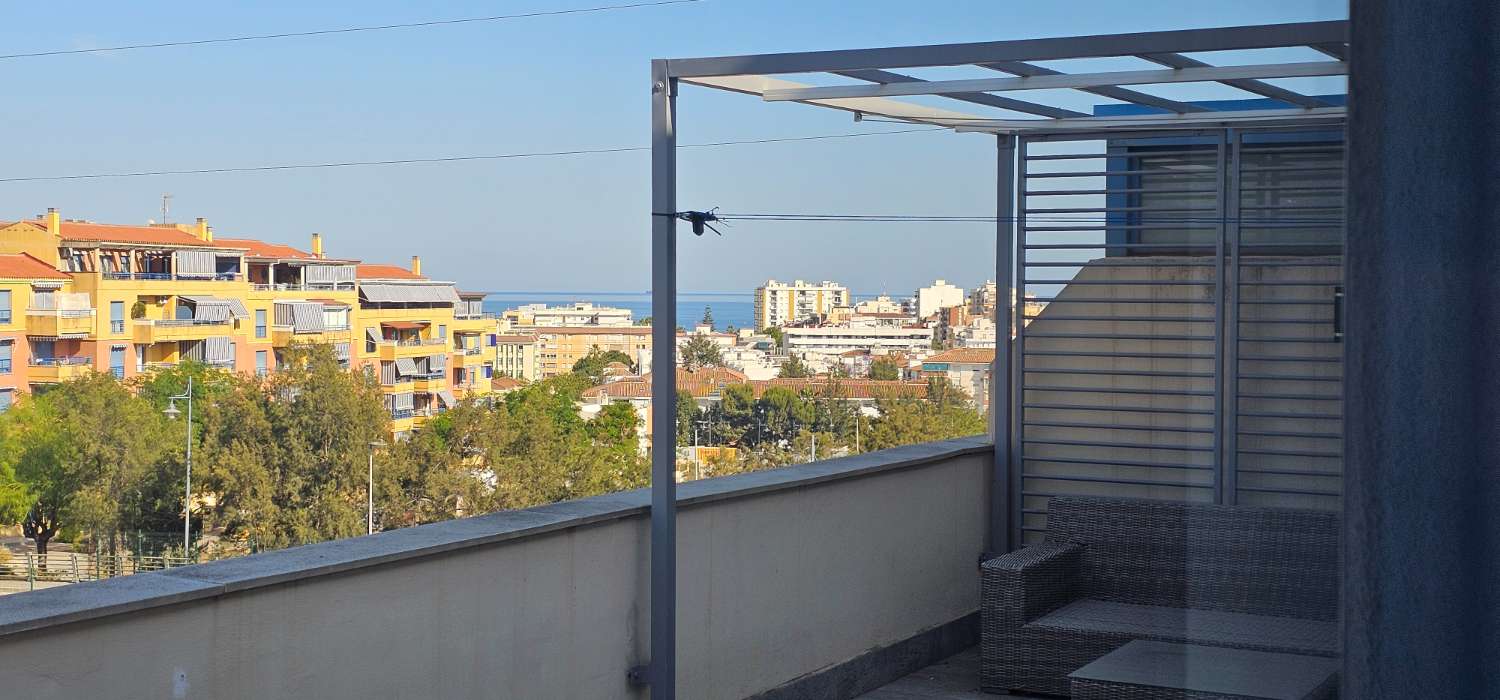 Penthouse udlejes i Viña Málaga (Torre del Mar)