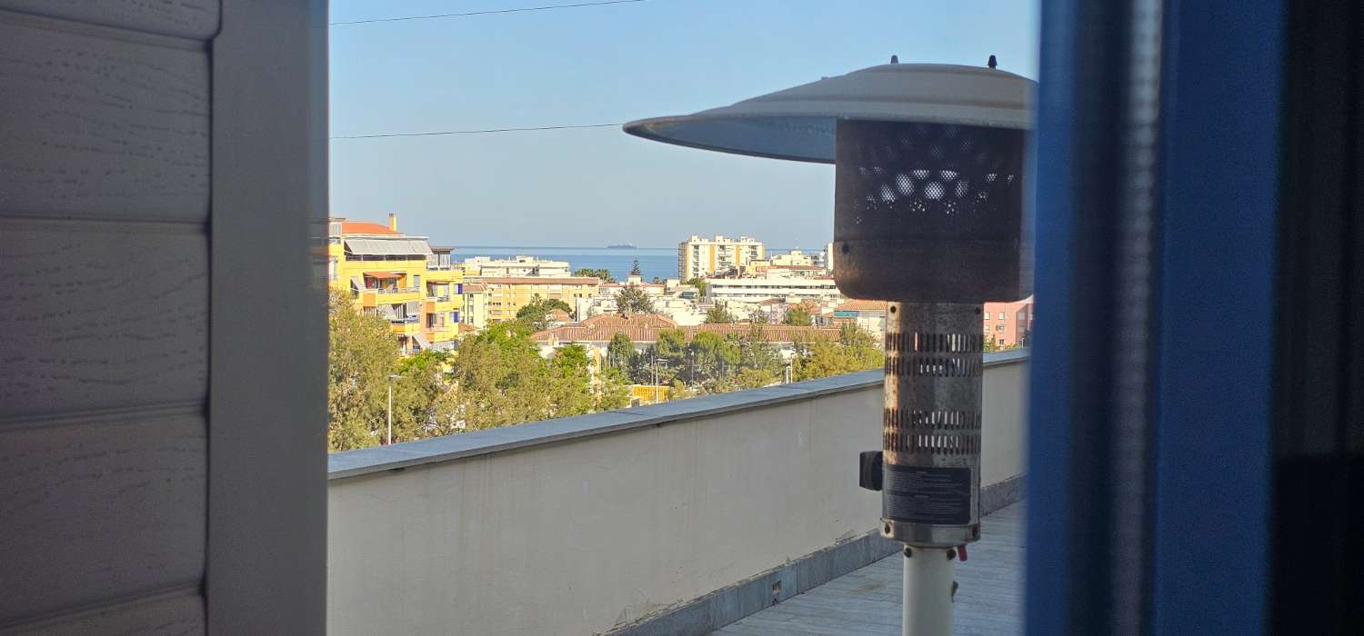 Penthouse udlejes i Viña Málaga (Torre del Mar)
