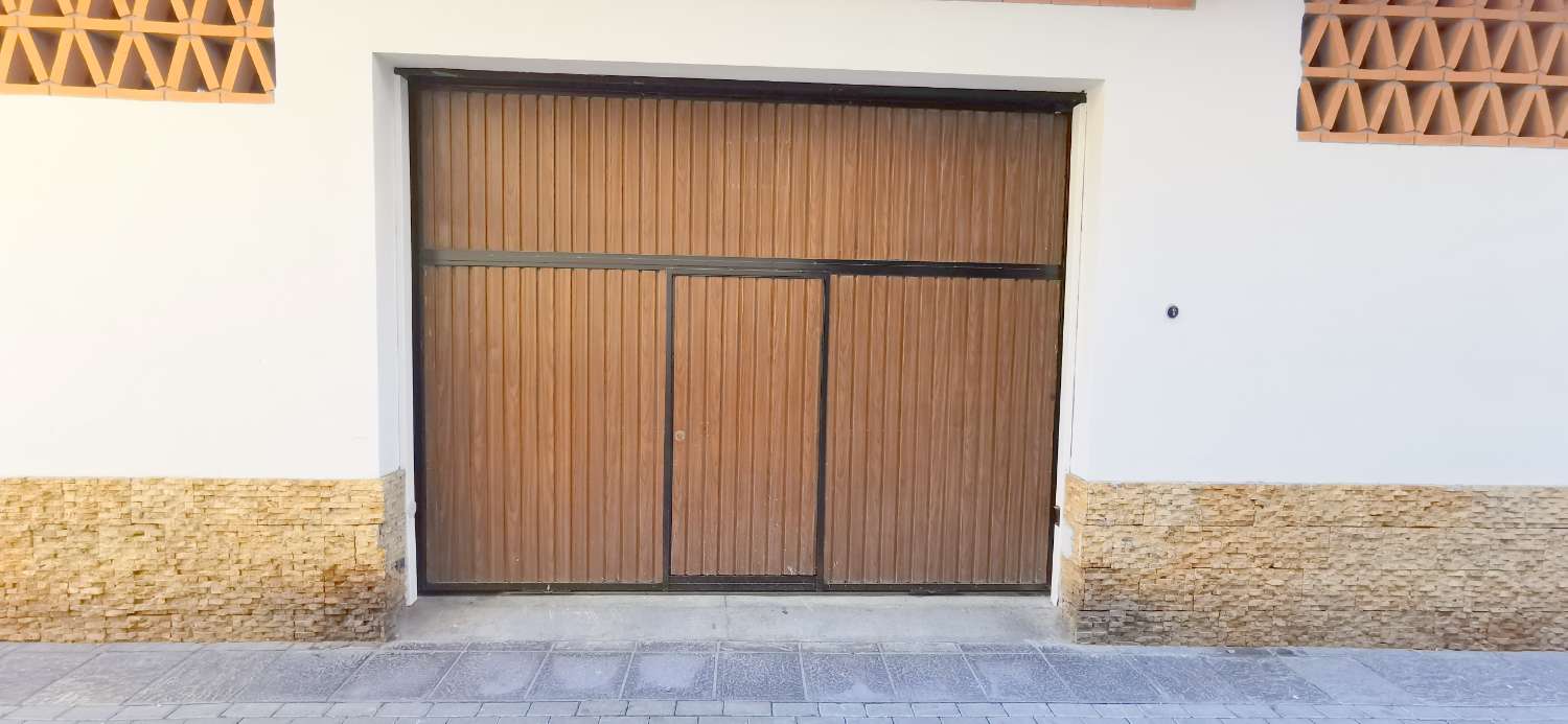 Garaje en alquiler en Centro (Torre del Mar)