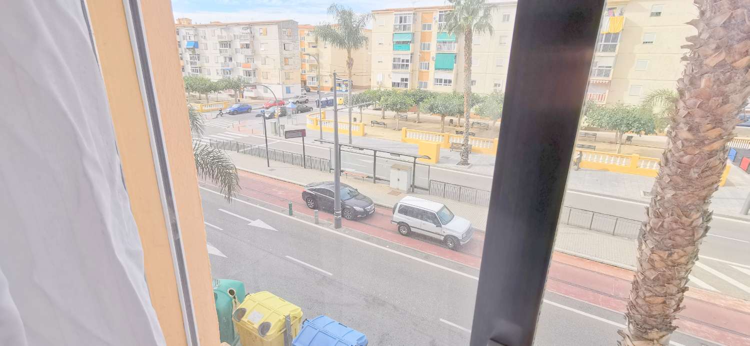 Huoneisto myynnissä Zona Hispanidad-Vivar Téllez (Vélez-Málaga)