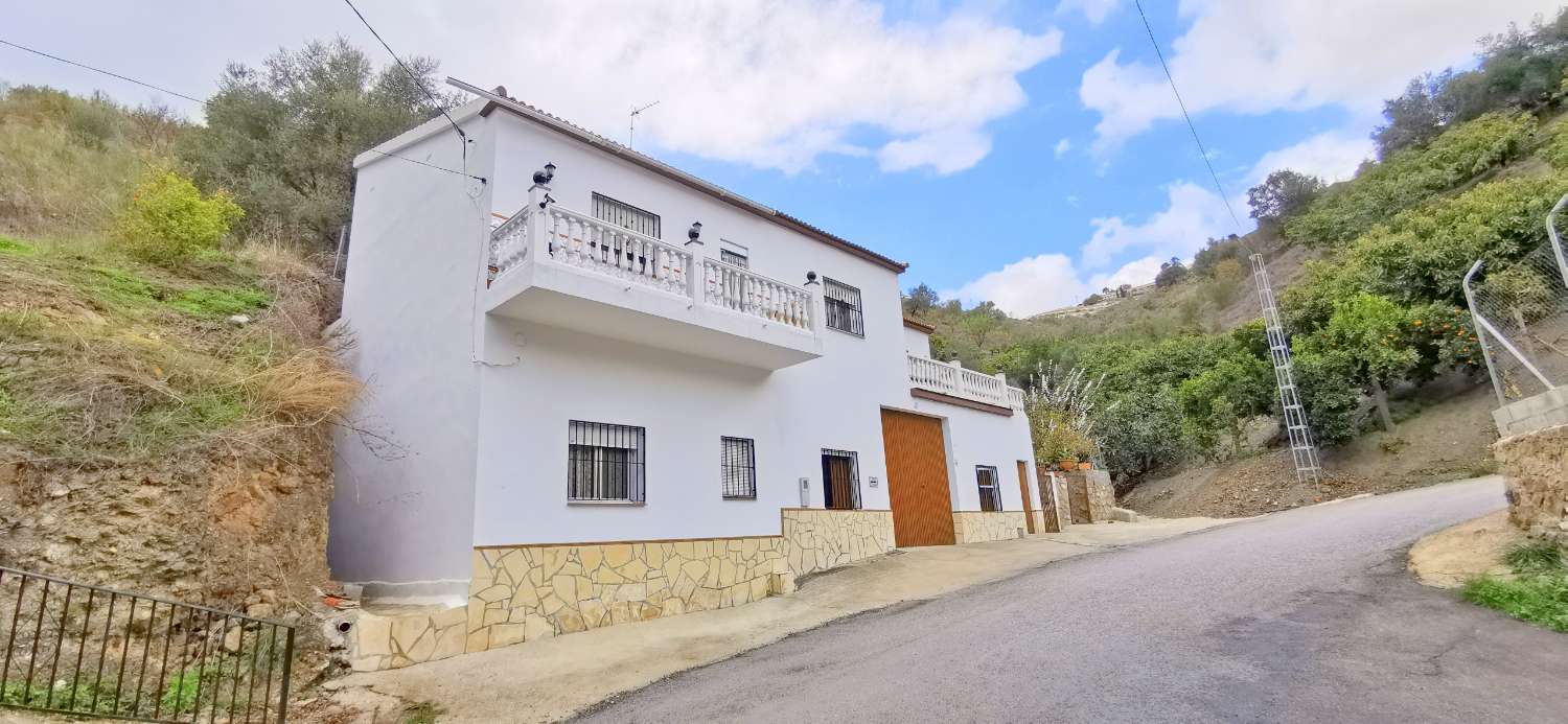 Villa til salg i Viñuela