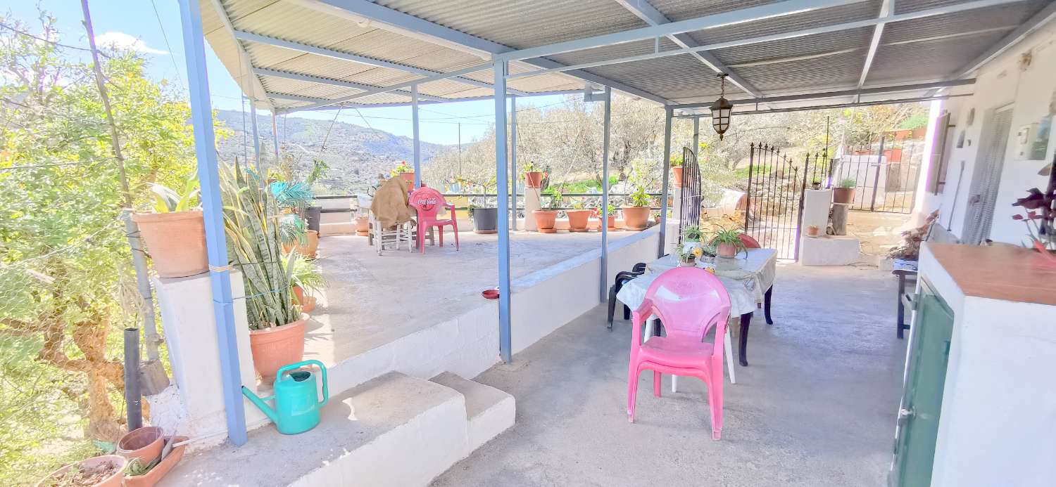 Casa en venta en Alcaucín