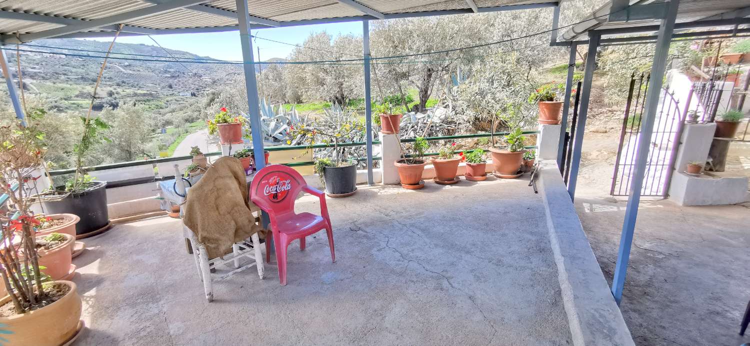 Casa en venta en Alcaucín