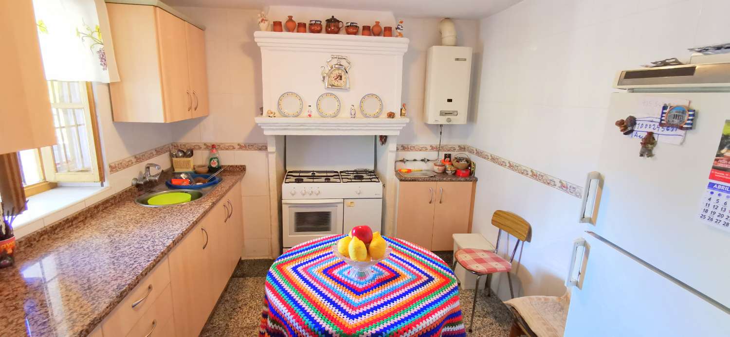 Casa en venta en Alcaucín