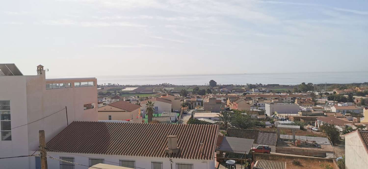 Solar en venta en Almayate