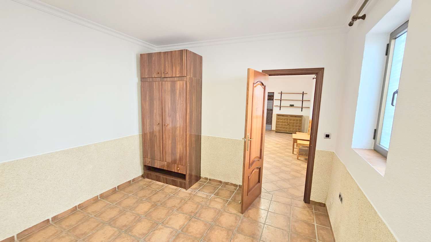 House for sale in Almayate