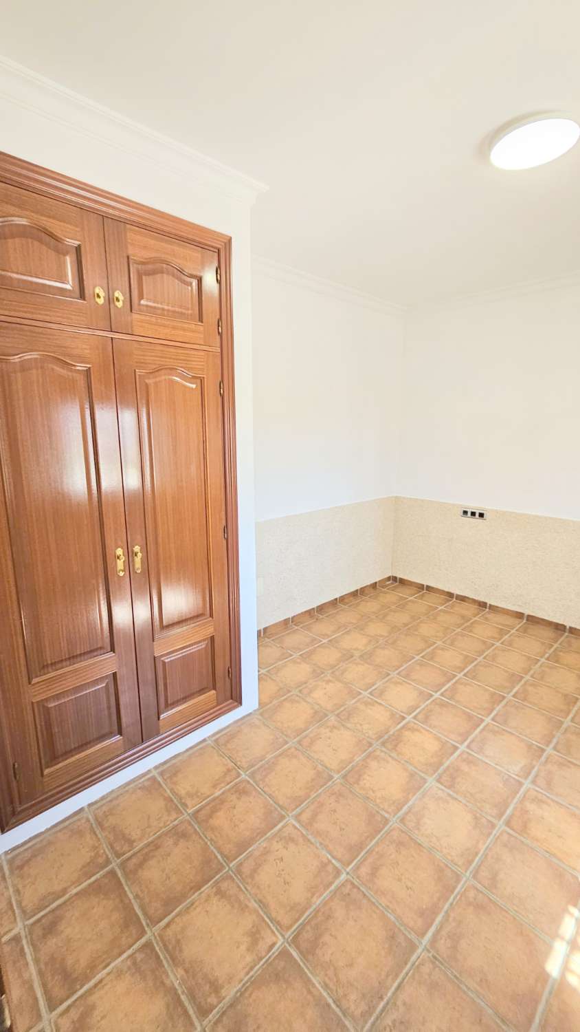 Casa en venta en Almayate