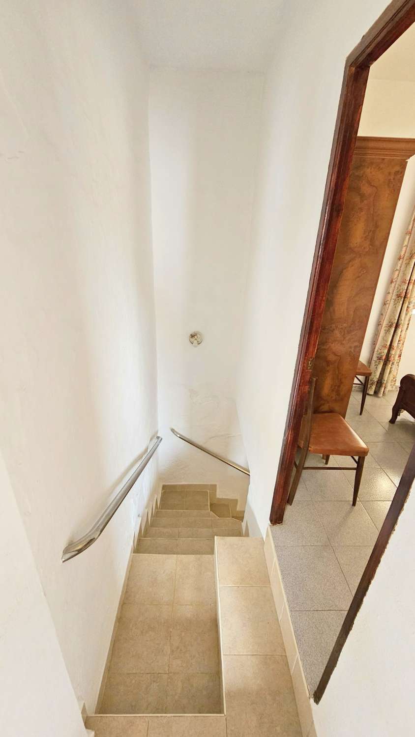 Casa en venta en Benamocarra