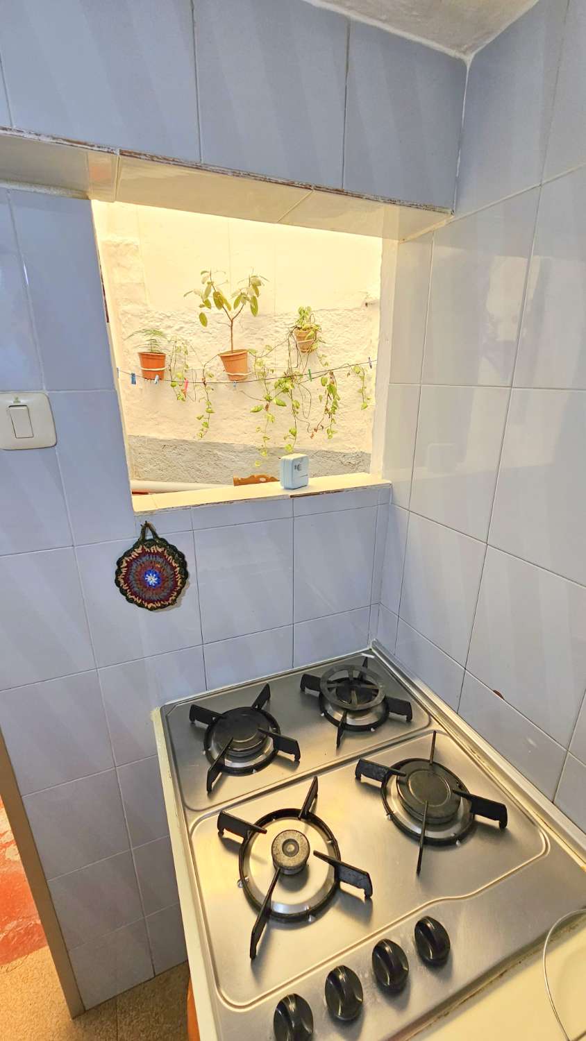 Casa en venta en Benamocarra