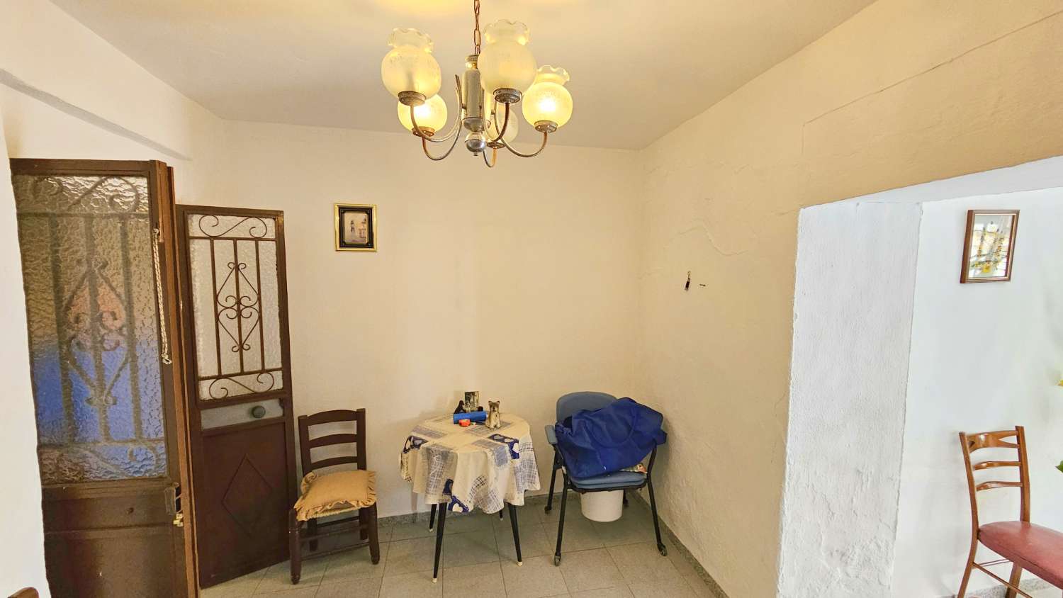 Casa en venta en Benamocarra