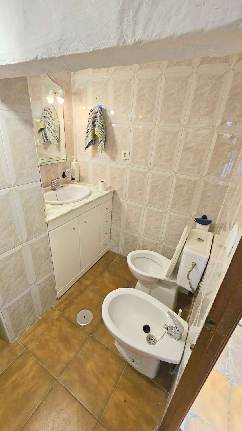 Casa en venta en Benamocarra