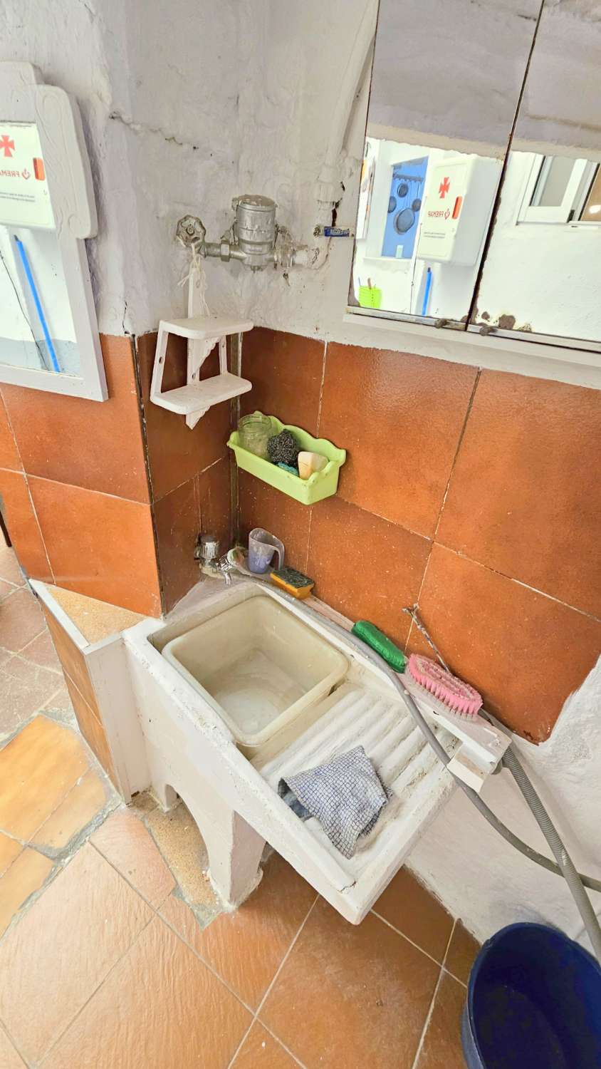 Casa en venta en Benamocarra