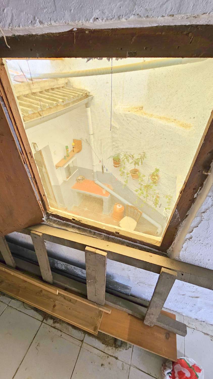 Casa en venta en Benamocarra