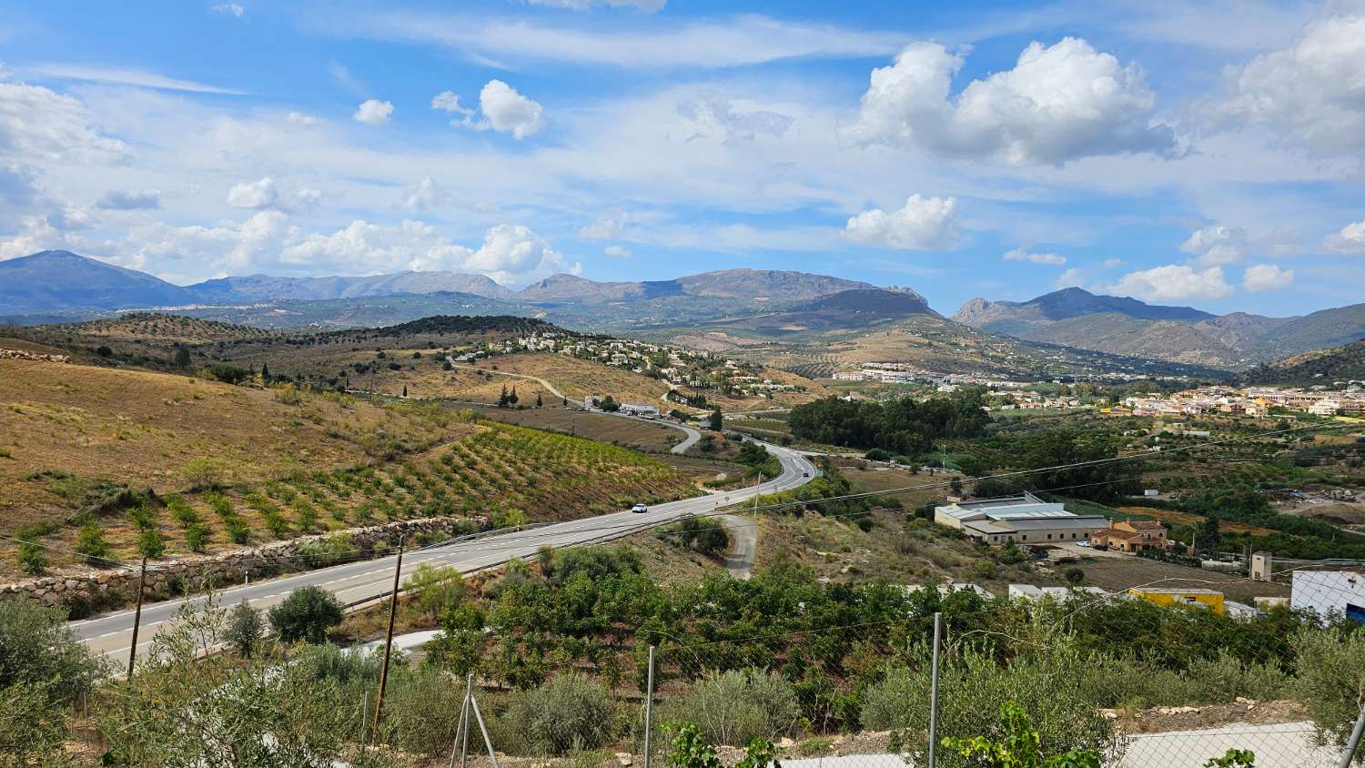 Txaleta salgai in Viñuela