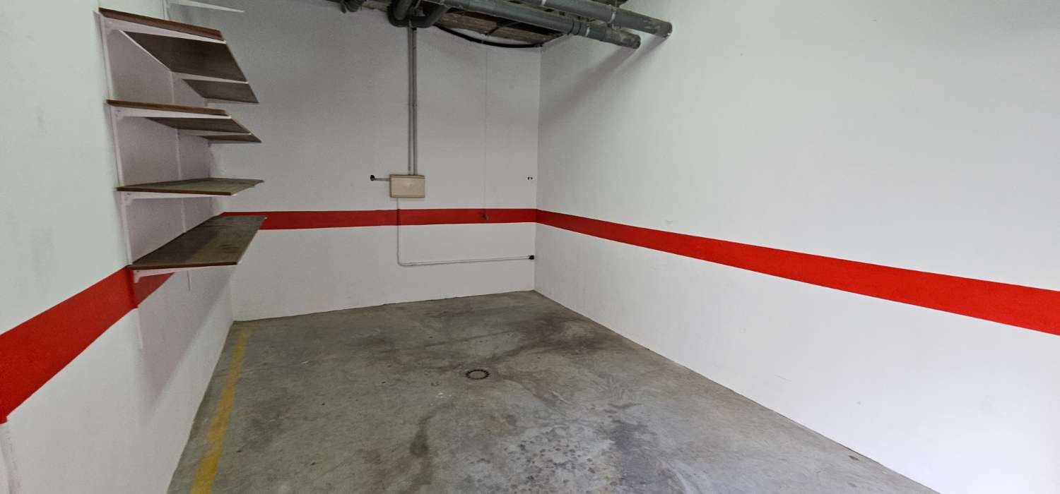 Garage zur miete in Centro (Torre del Mar)