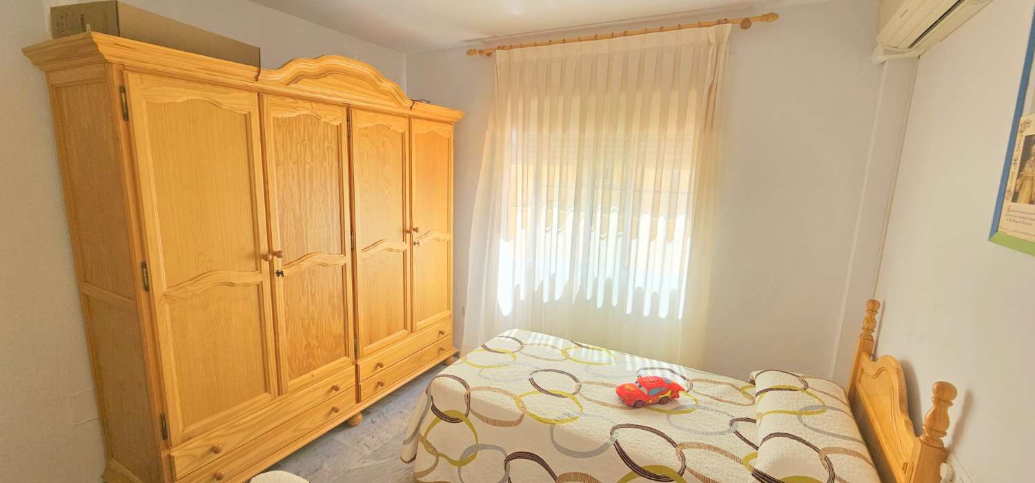 Chalet en venta en Paseo Marítimo de Levante (Torre del Mar)