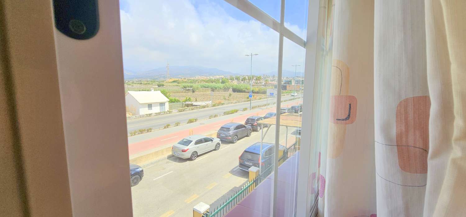 Chalet en venta en Paseo Marítimo de Levante (Torre del Mar)
