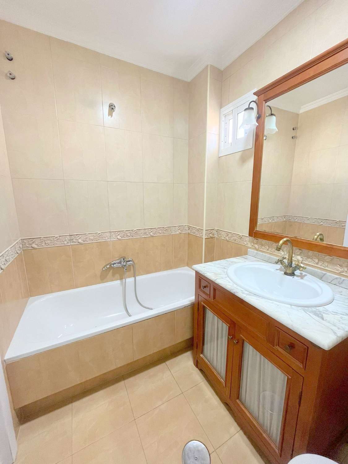 Piso en venta en Paseo Marítimo de Levante (Torre del Mar)