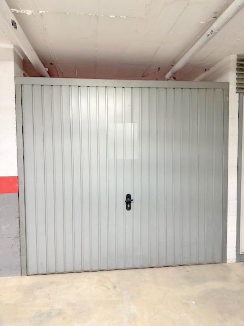 Garage alokairuan in Paseo Marítimo de Levante (Torre del Mar)