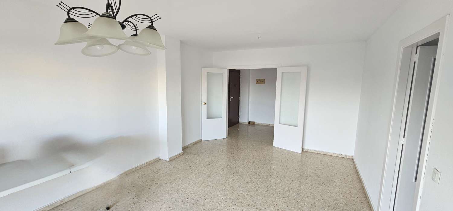 Piso en venta en Viña Málaga (Torre del Mar)