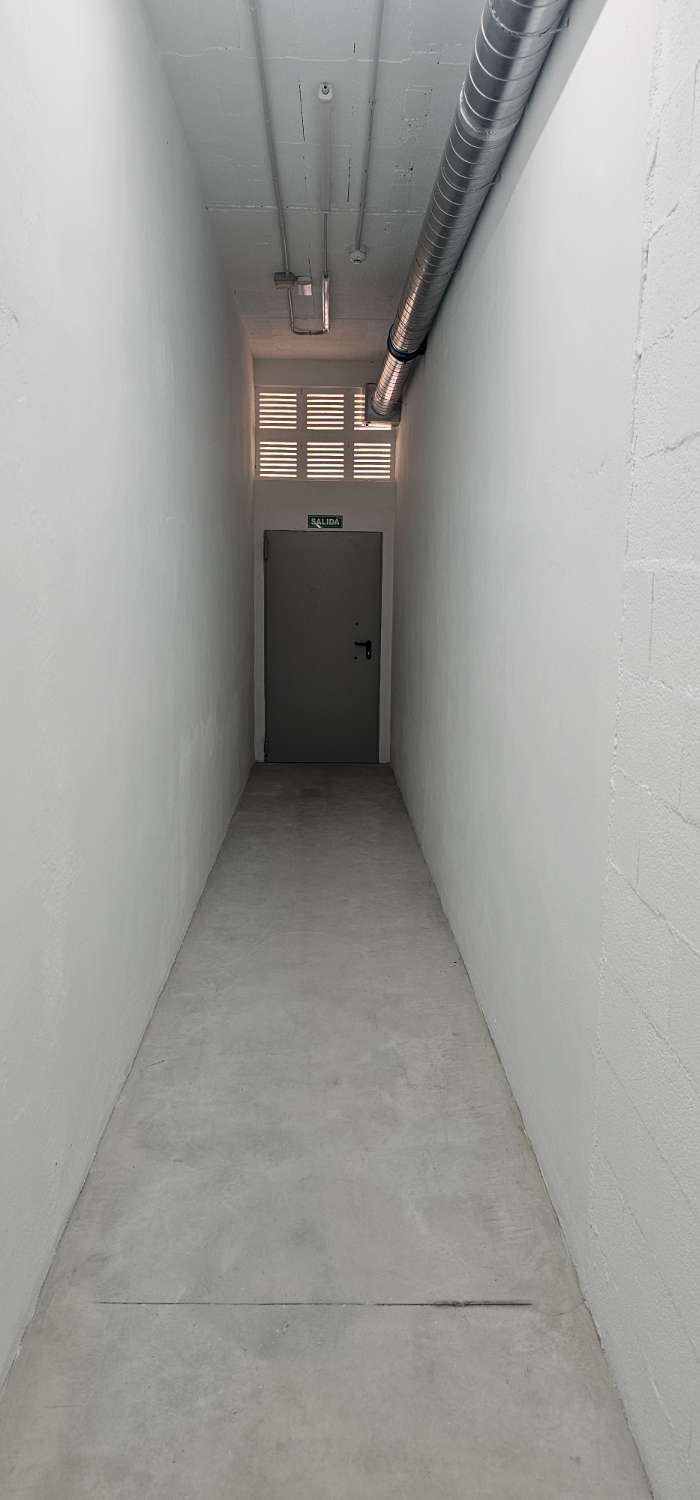 Storeroom v pronájmu in Centro Ciudad - El Carmen (Vélez-Málaga)