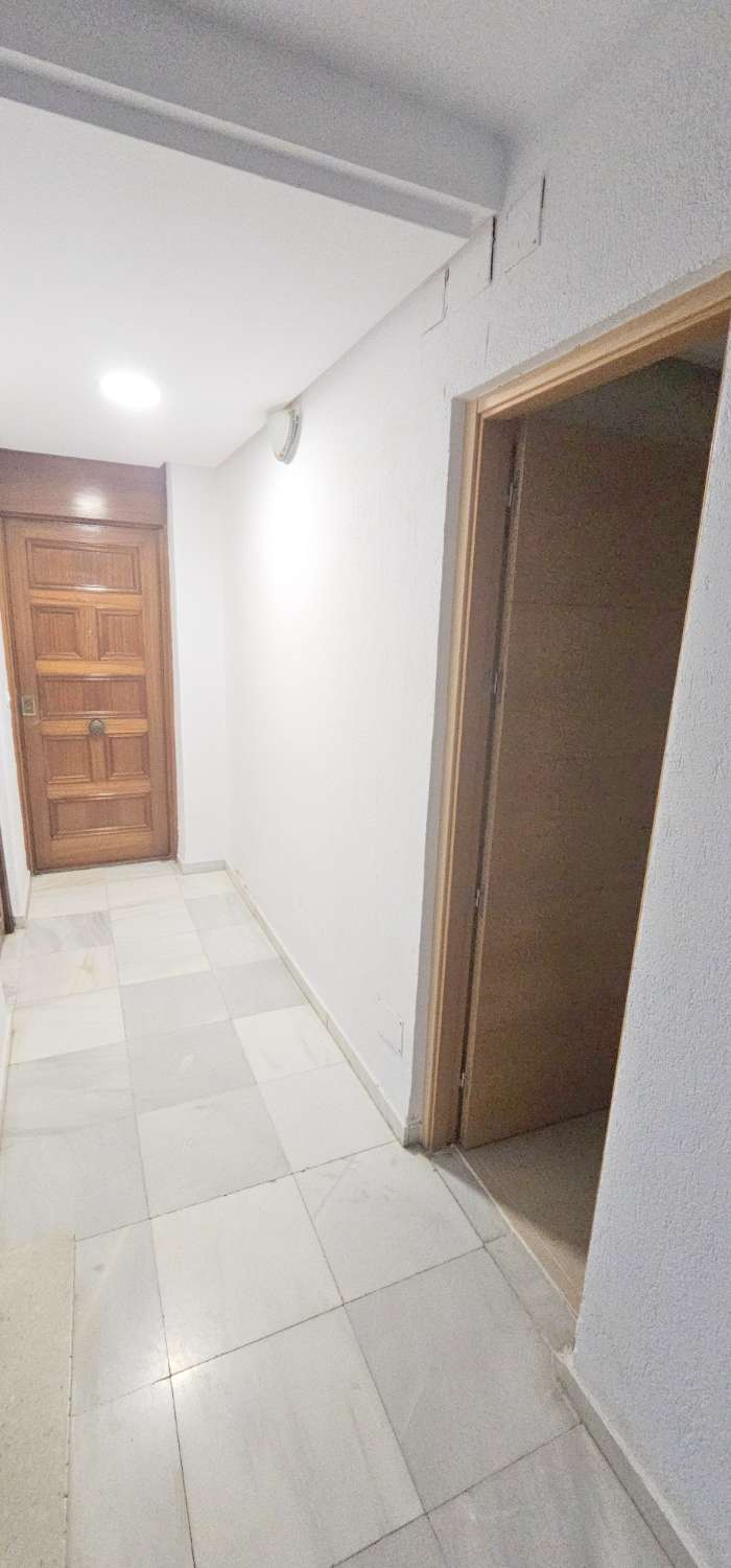 Huoneisto vuokrattavissa Torre del Mar