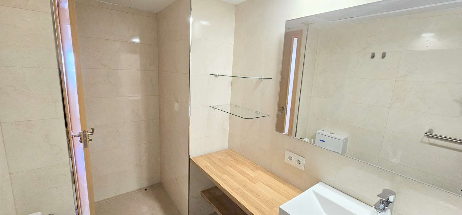 Huoneisto vuokrattavissa Torre del Mar