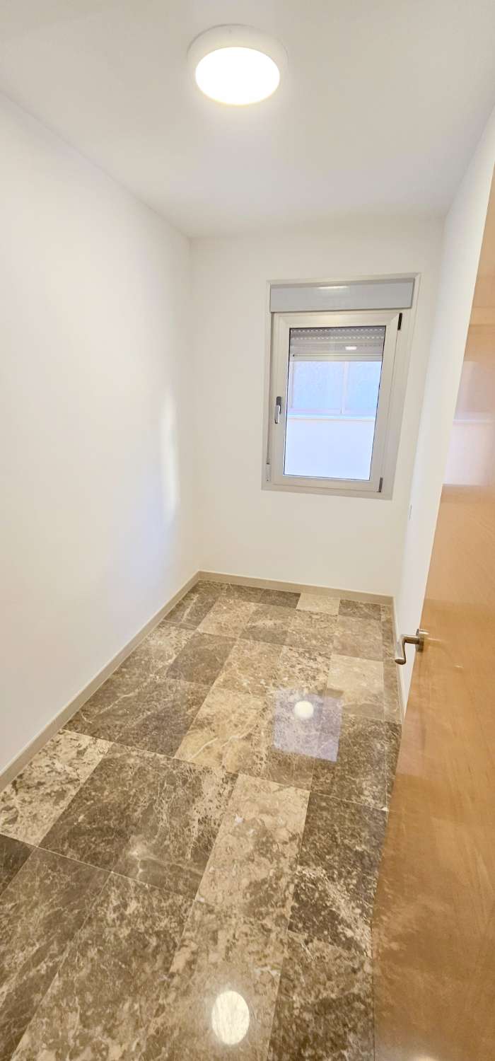 Huoneisto vuokrattavissa Torre del Mar