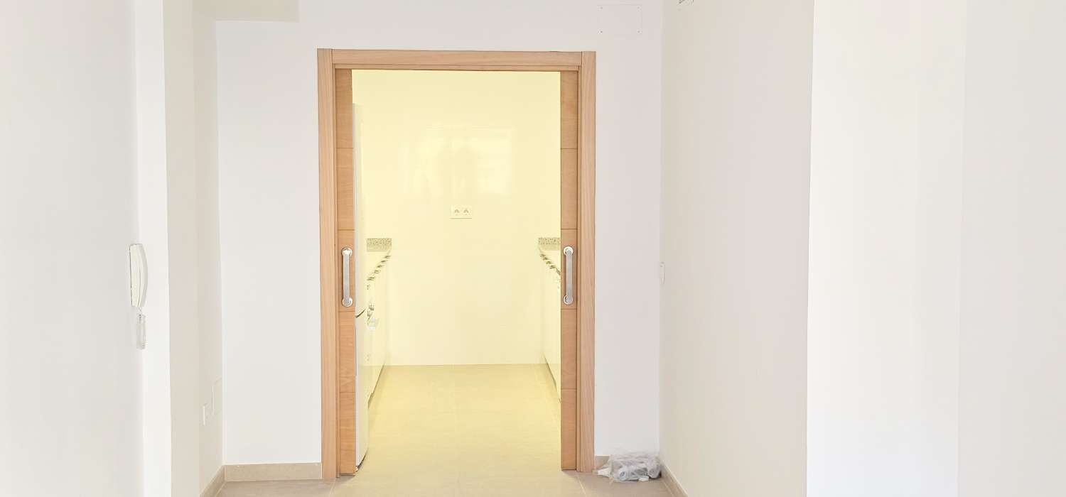 Huoneisto vuokrattavissa Torre del Mar