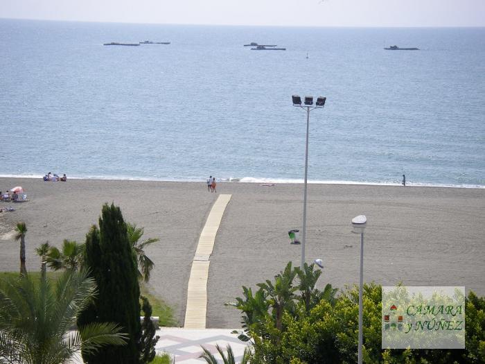 مسطحة لقضاء العطلات في Paseo Marítimo de Levante (Torre del Mar)