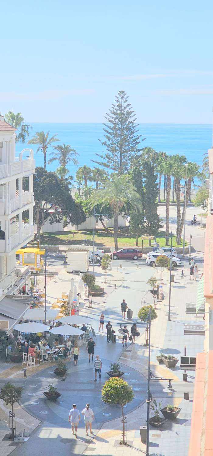 Ático de temporada en Centro (Torre del Mar)