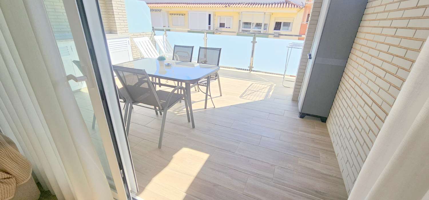 Ático de temporada en Centro (Torre del Mar)