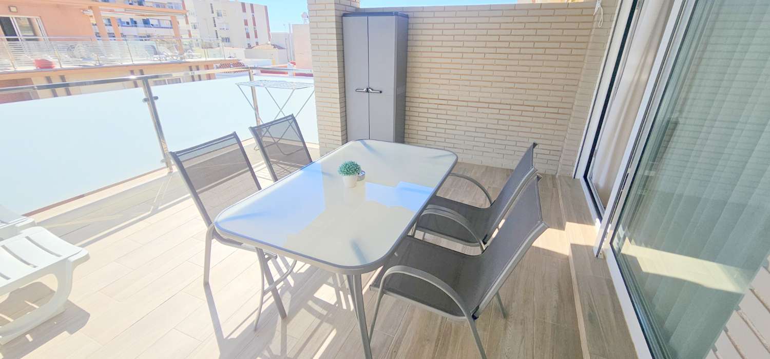 Ático de temporada en Centro (Torre del Mar)