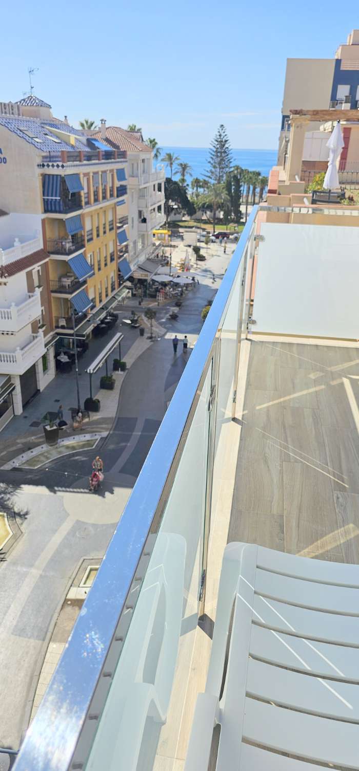 Ático de temporada en Centro (Torre del Mar)
